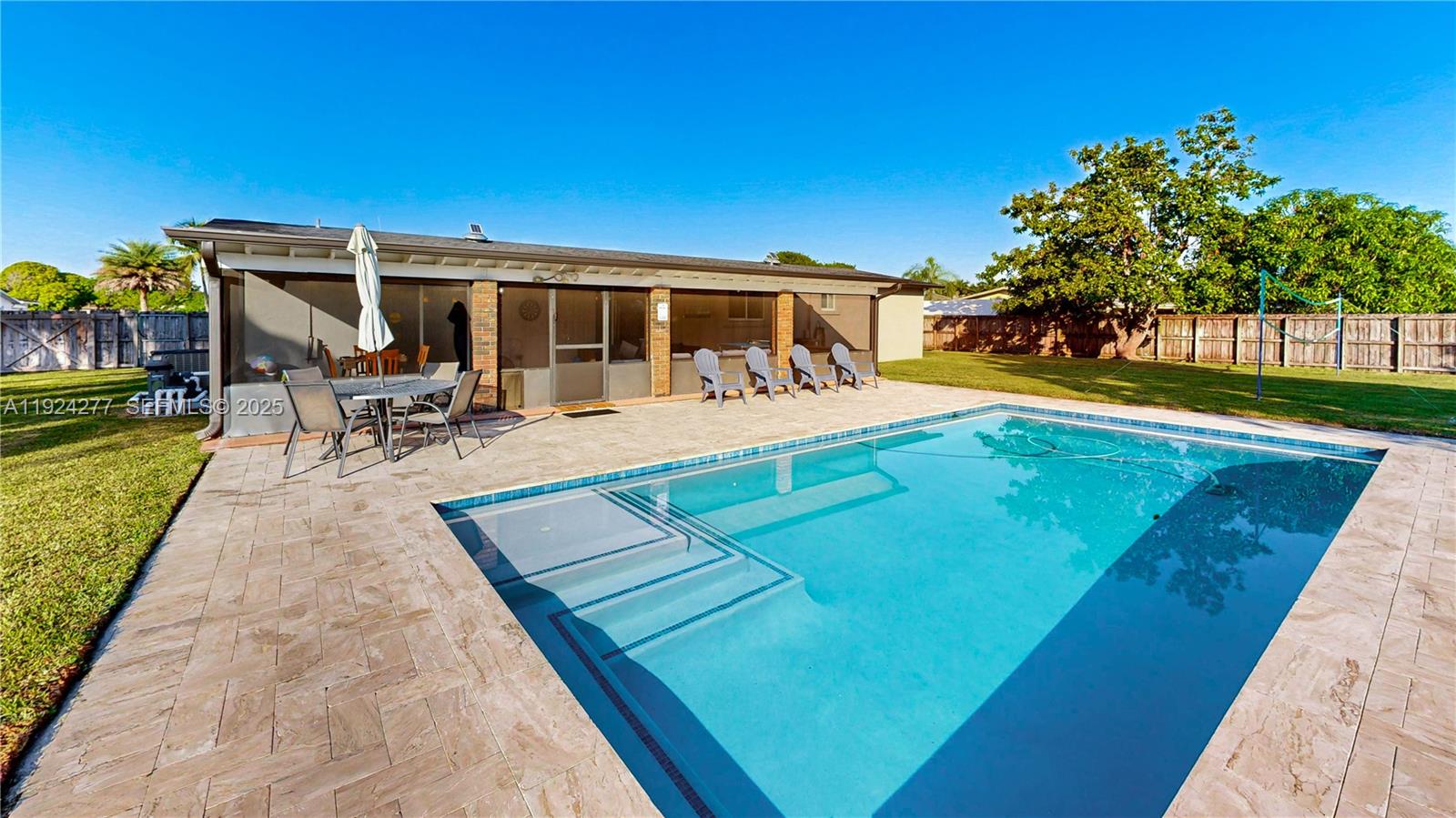 BUSCH GARDENS SOUTH - Residential