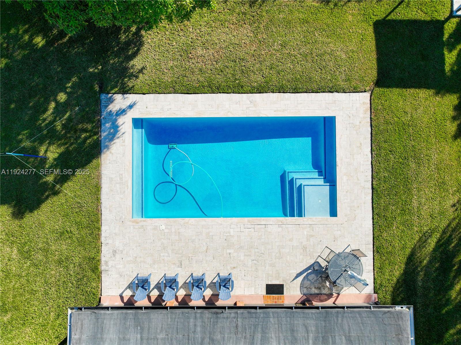 BUSCH GARDENS SOUTH - Residential