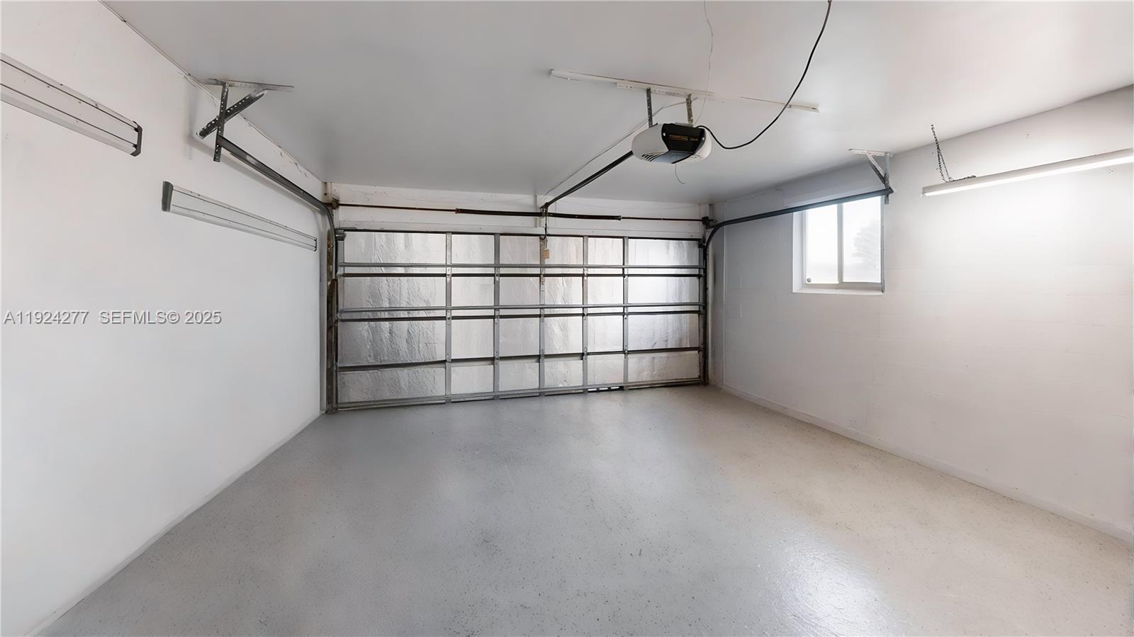 BUSCH GARDENS SOUTH - Residential