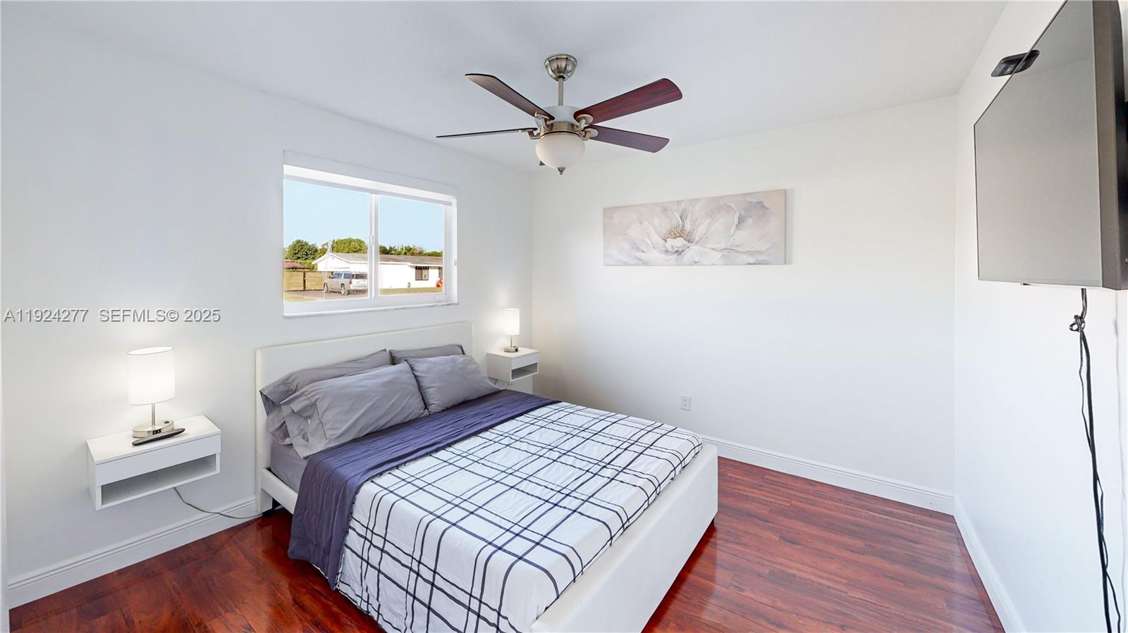 BUSCH GARDENS SOUTH - Residential