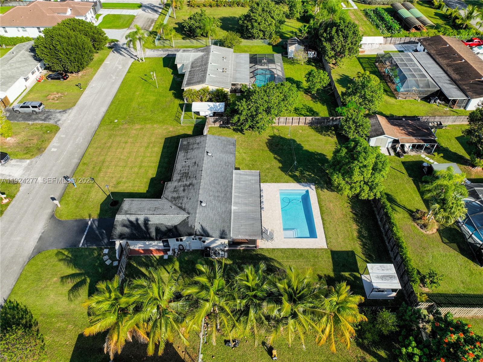 BUSCH GARDENS SOUTH - Residential