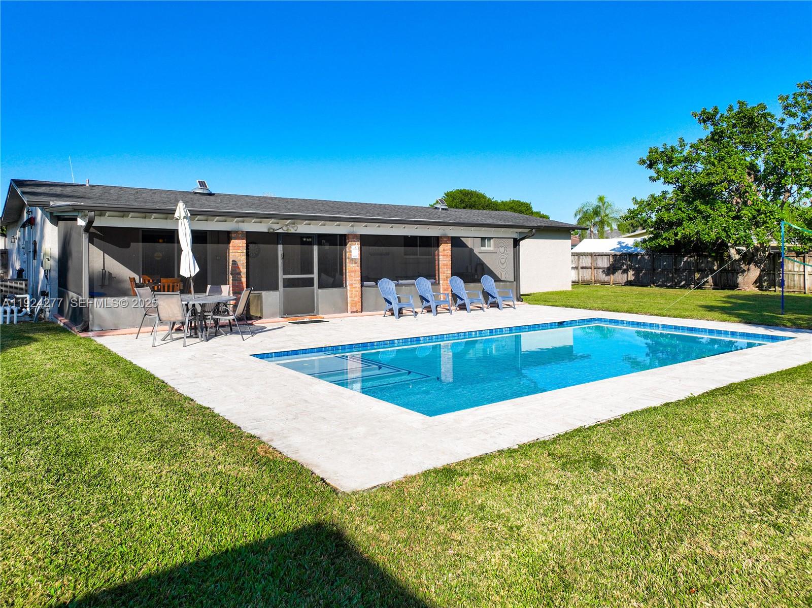 BUSCH GARDENS SOUTH - Residential