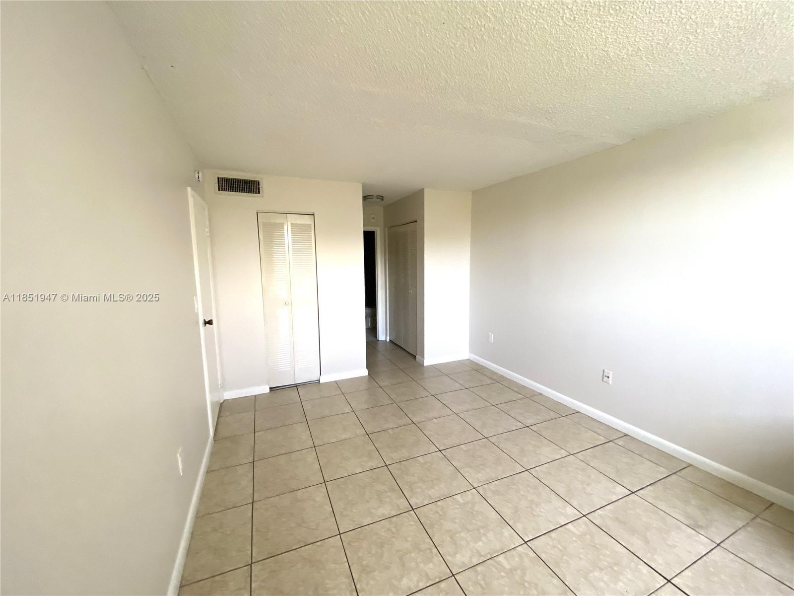 TALL TREES CONDO - Residential