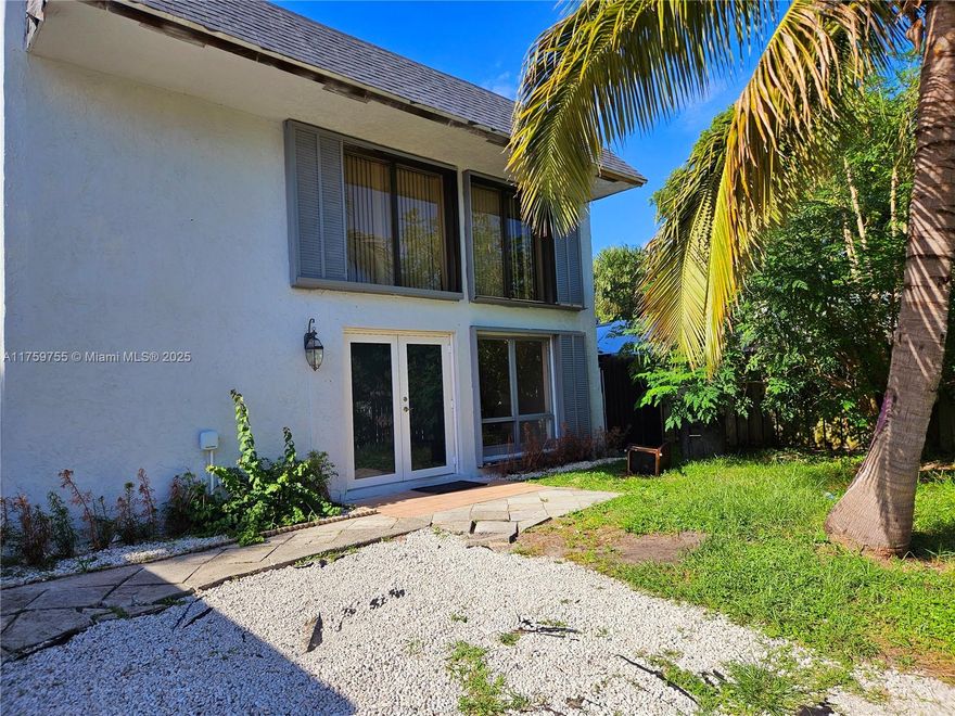 Welcome home to this beautiful home!  Conveniently located close to Palm Beach International Airport, I-95, Downtown West Palm Beach, City Place, Clematis, and 8 minutes to Palm Beach Island Beach. Don't miss this hidden gem. MOVE IN SPECIAL! 1st month's rent and Sec deposit only. (restrictions apply)