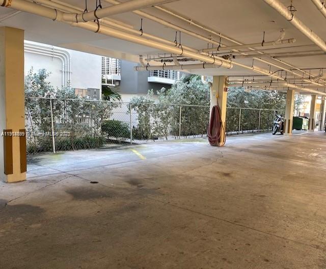 JEFFERSON SOUTH SHORE CON - Residential Lease