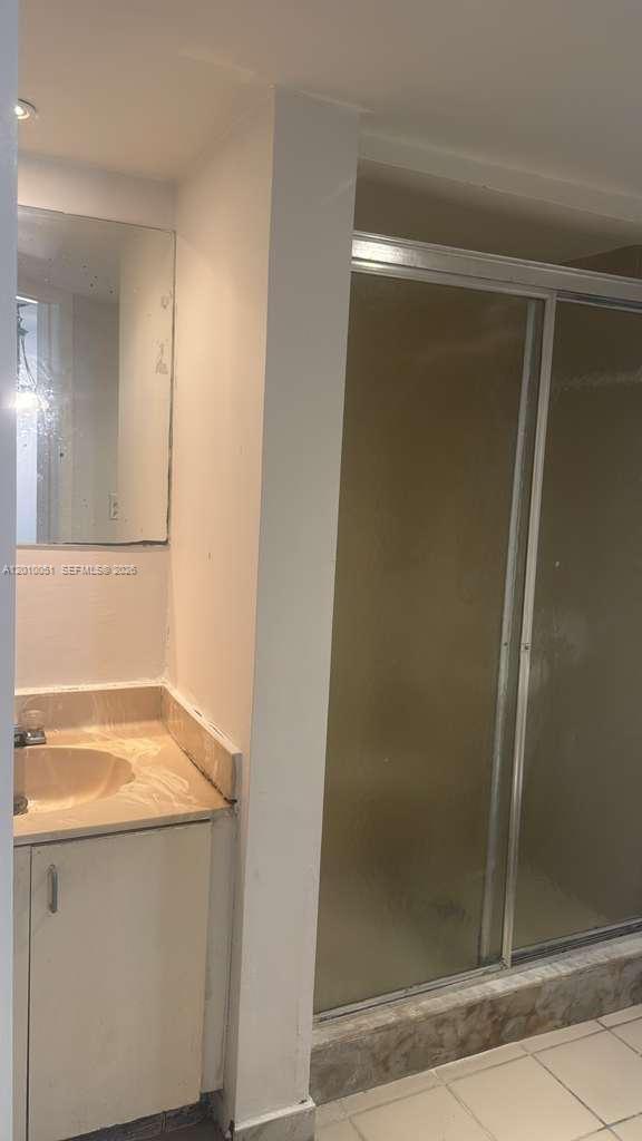 VERSAILLES GARDENS CONDO - Residential