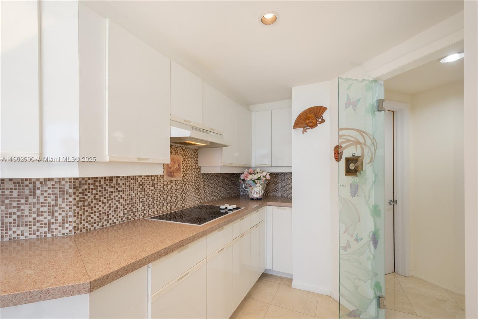 2000 ISL BLVD WILLIAMS IS - Residential