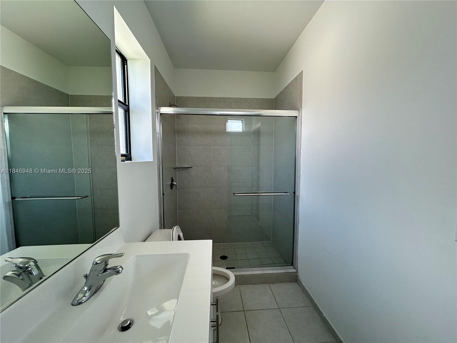 ENCLAVE SOUTH PHASE 2 - Residential