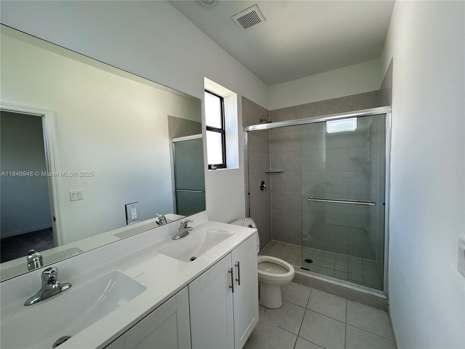 ENCLAVE SOUTH PHASE 2 - Residential