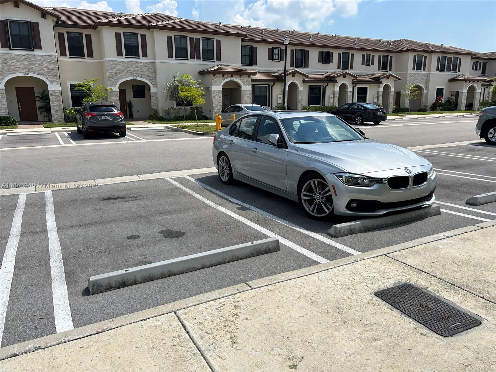 ENCLAVE SOUTH PHASE 2 - Residential