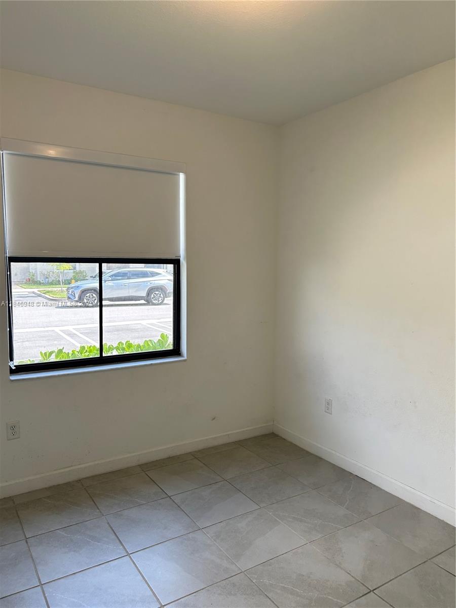 ENCLAVE SOUTH PHASE 2 - Residential