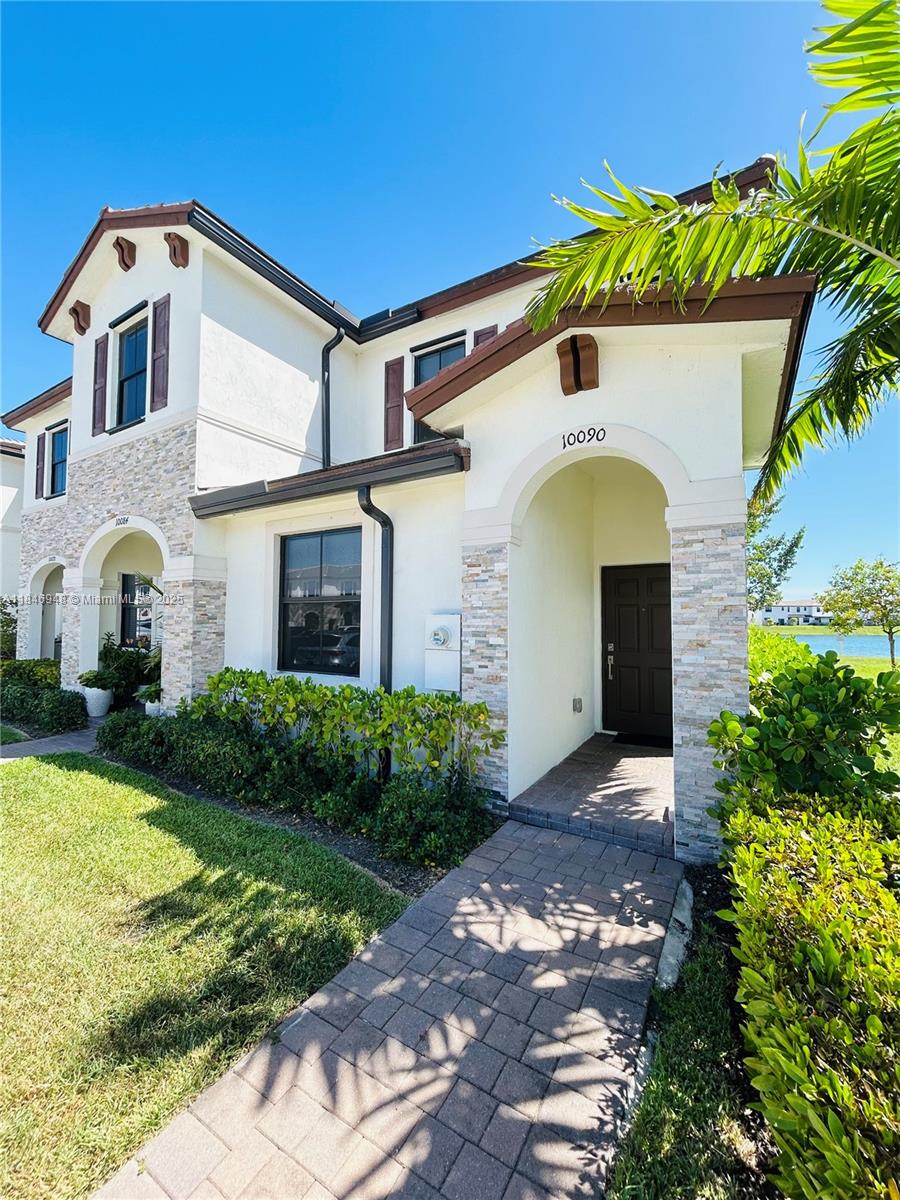 10090 SW 228th Ter