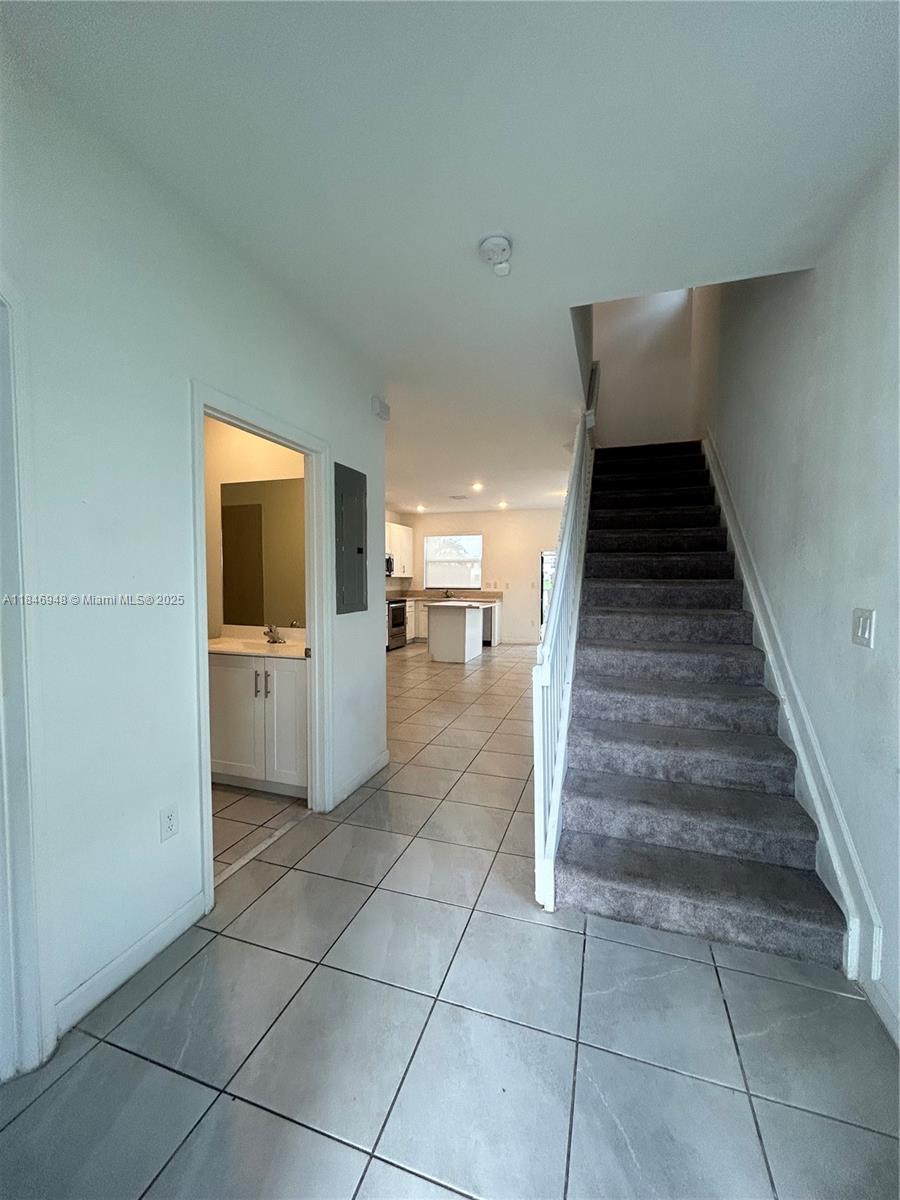 ENCLAVE SOUTH PHASE 2 - Residential