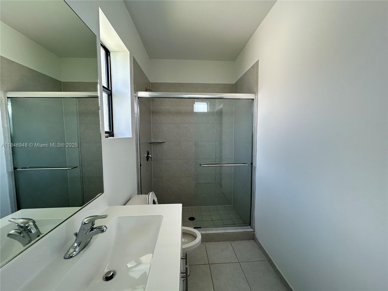 ENCLAVE SOUTH PHASE 2 - Residential