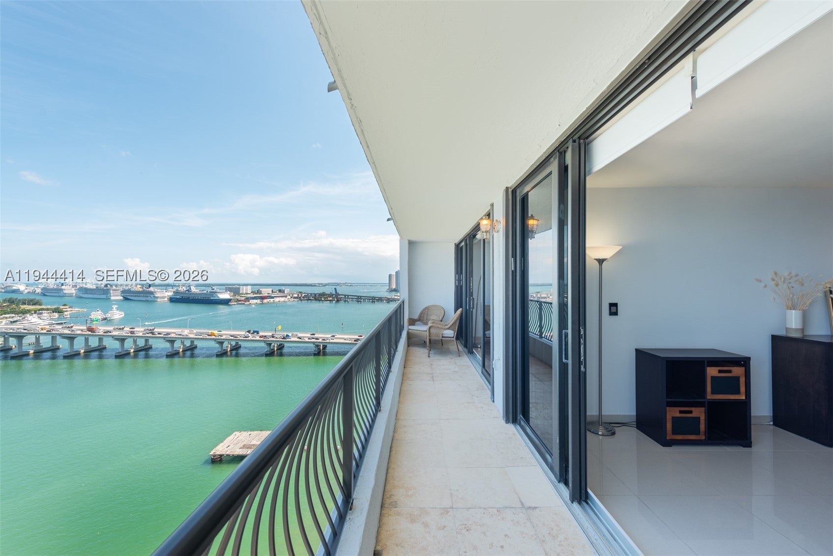 555 NE 15th St 26B