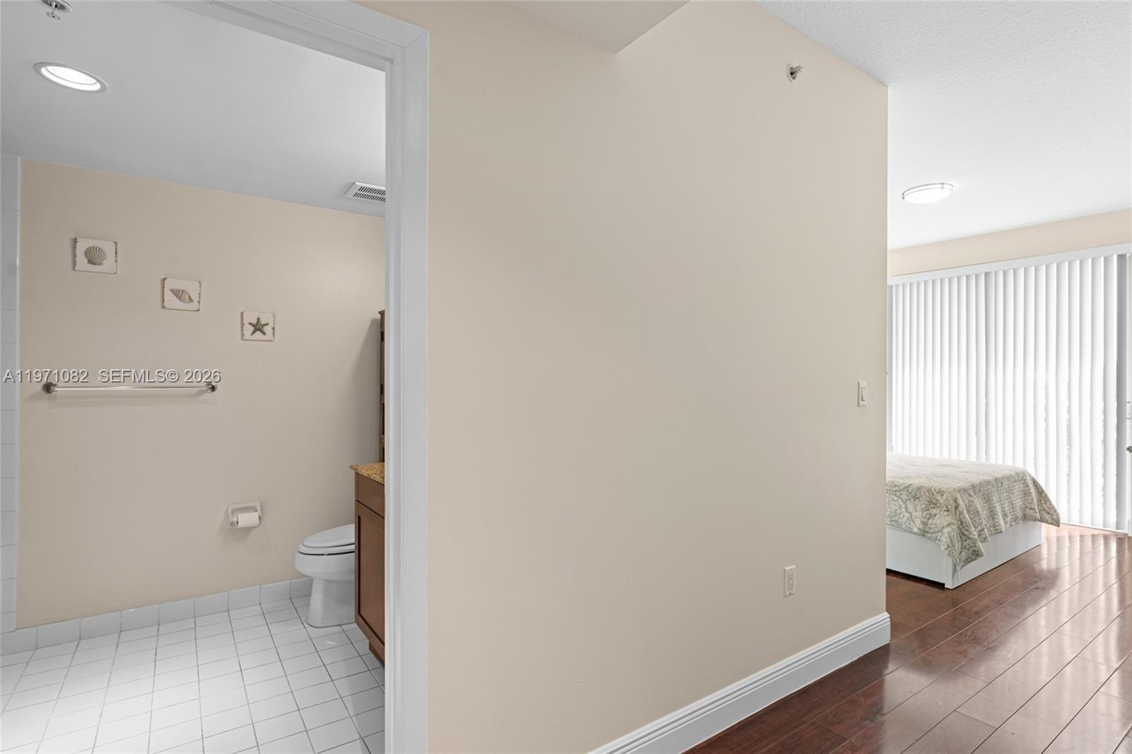 DOWNTOWN DADELAND CONDO N - Residential