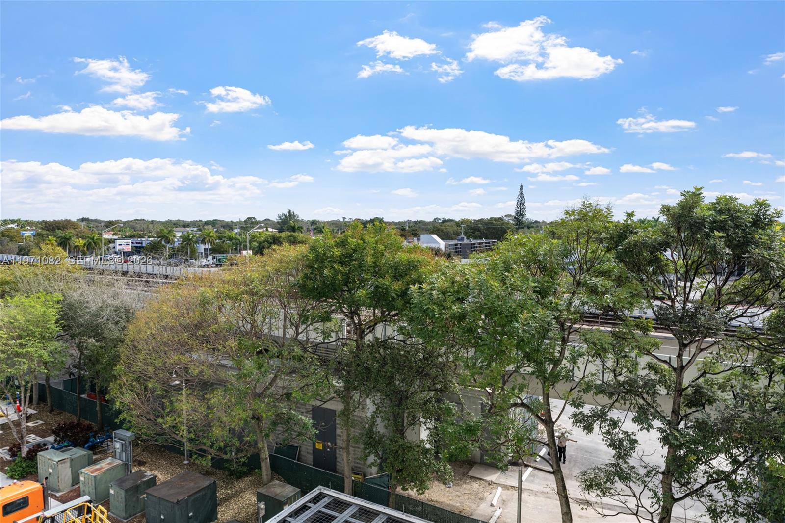 DOWNTOWN DADELAND CONDO N - Residential