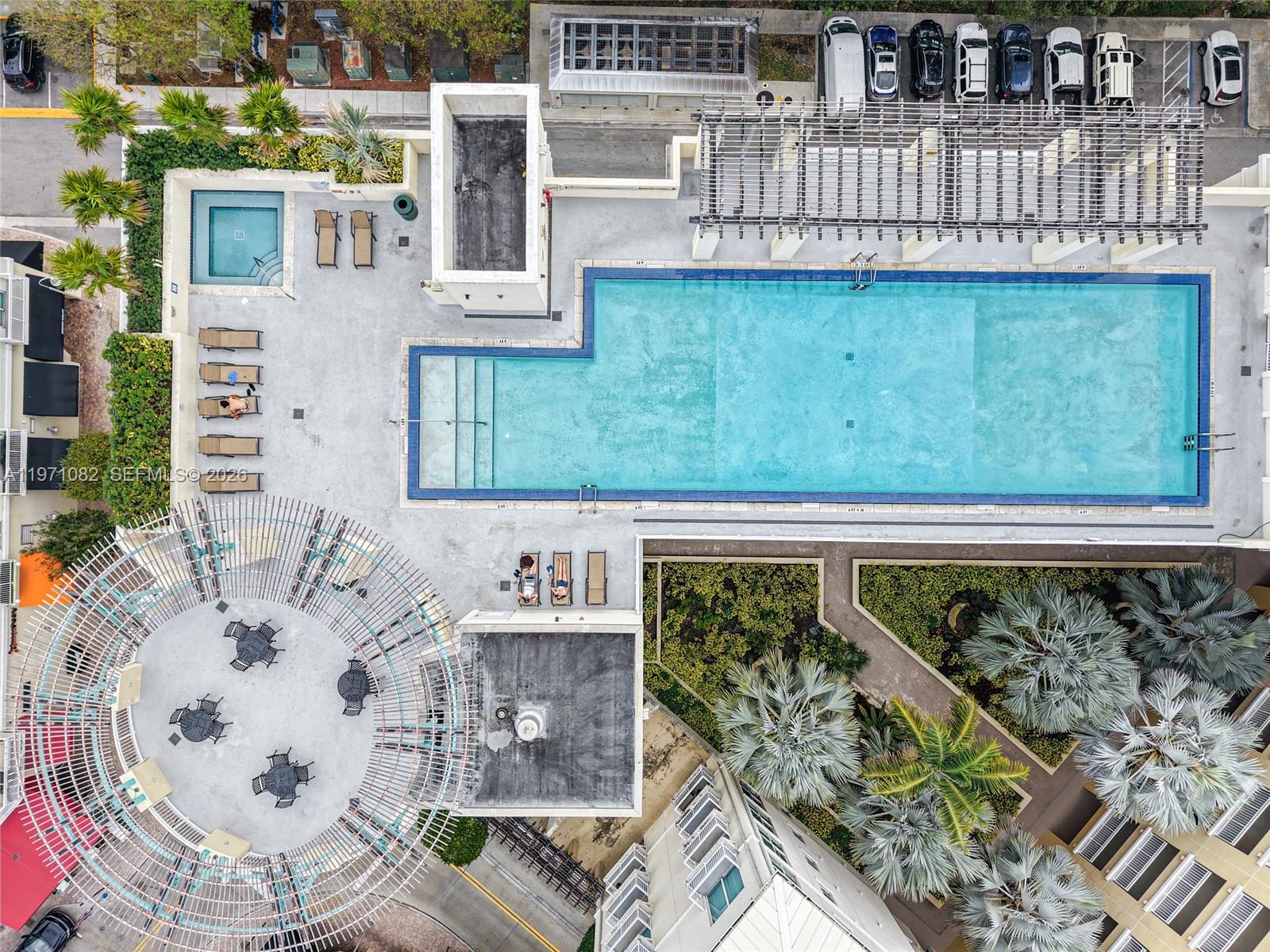 DOWNTOWN DADELAND CONDO N - Residential