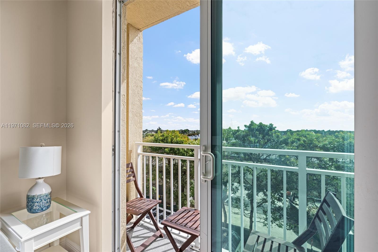 DOWNTOWN DADELAND CONDO N - Residential