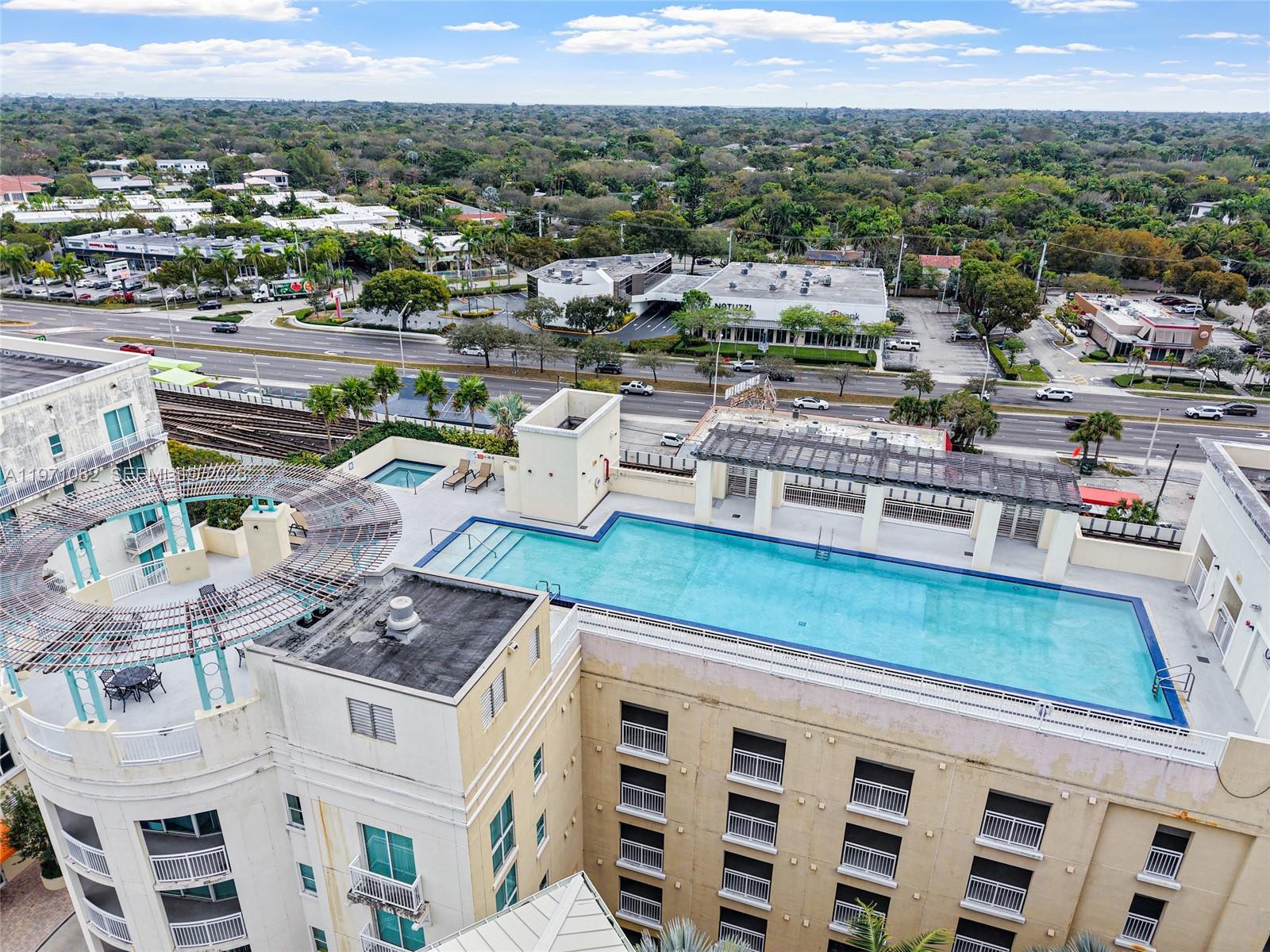 DOWNTOWN DADELAND CONDO N - Residential