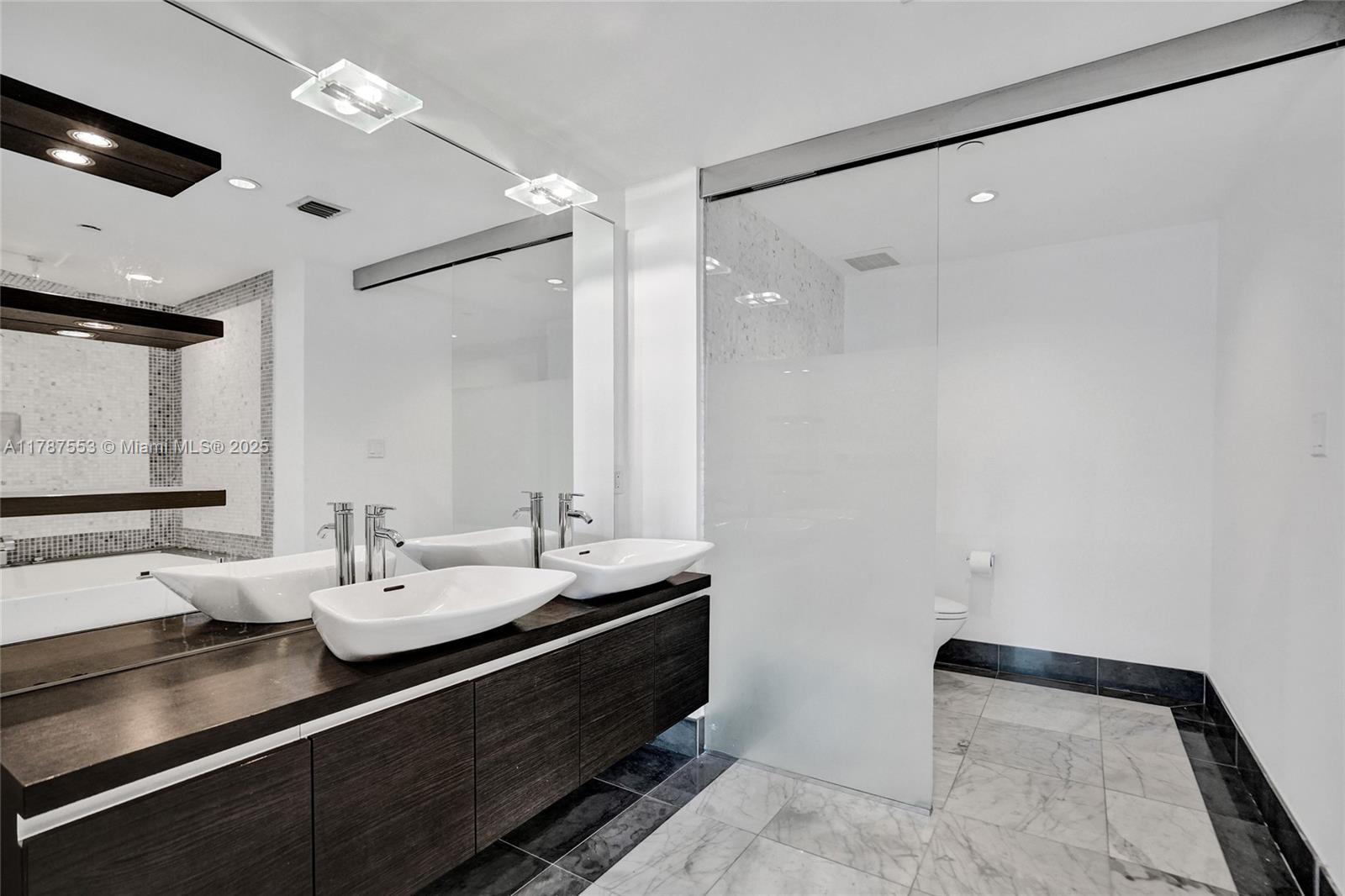 EPIC WEST CONDO - Residential