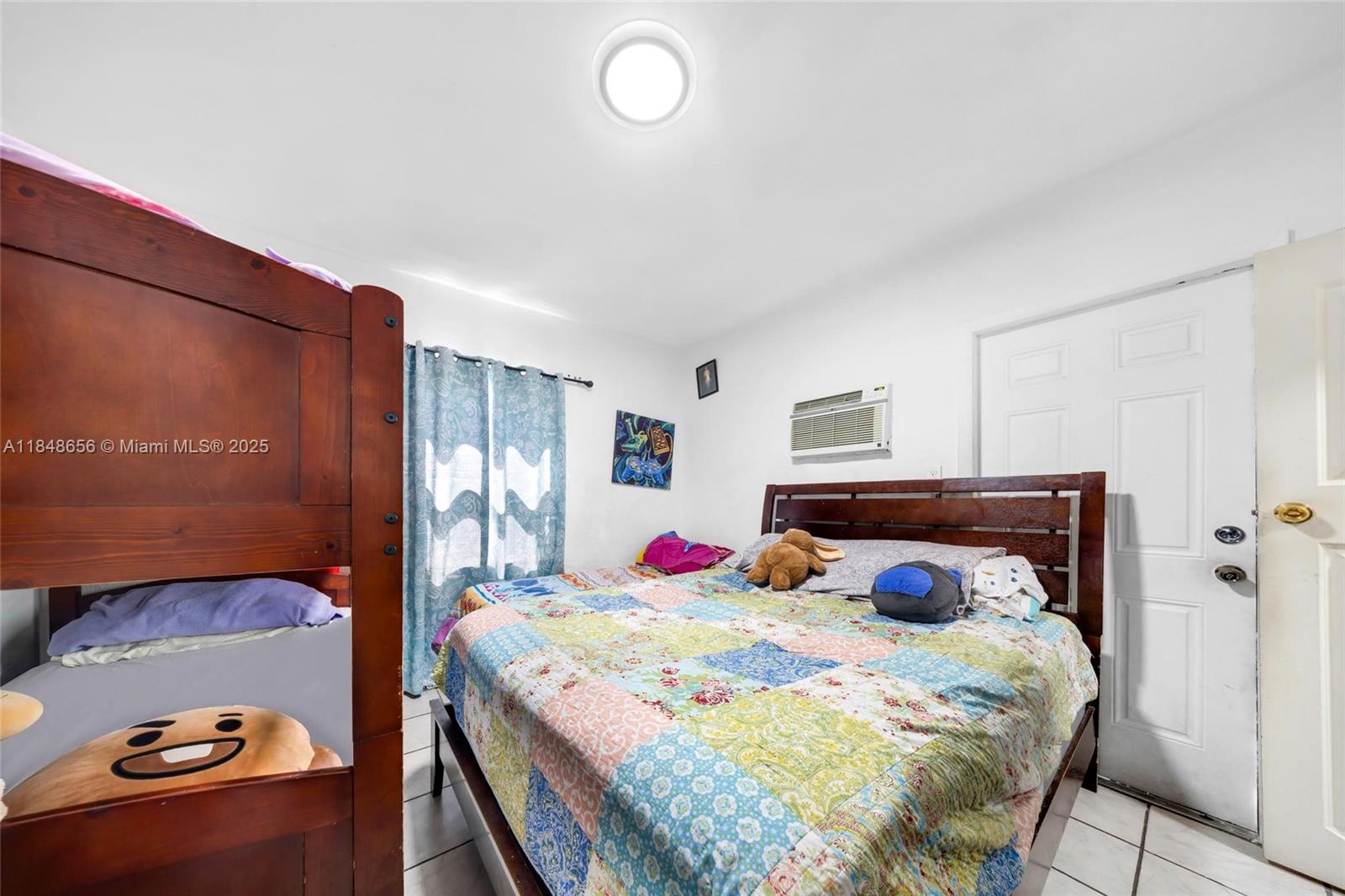 HELMS FIRST ADDN - Residential Income