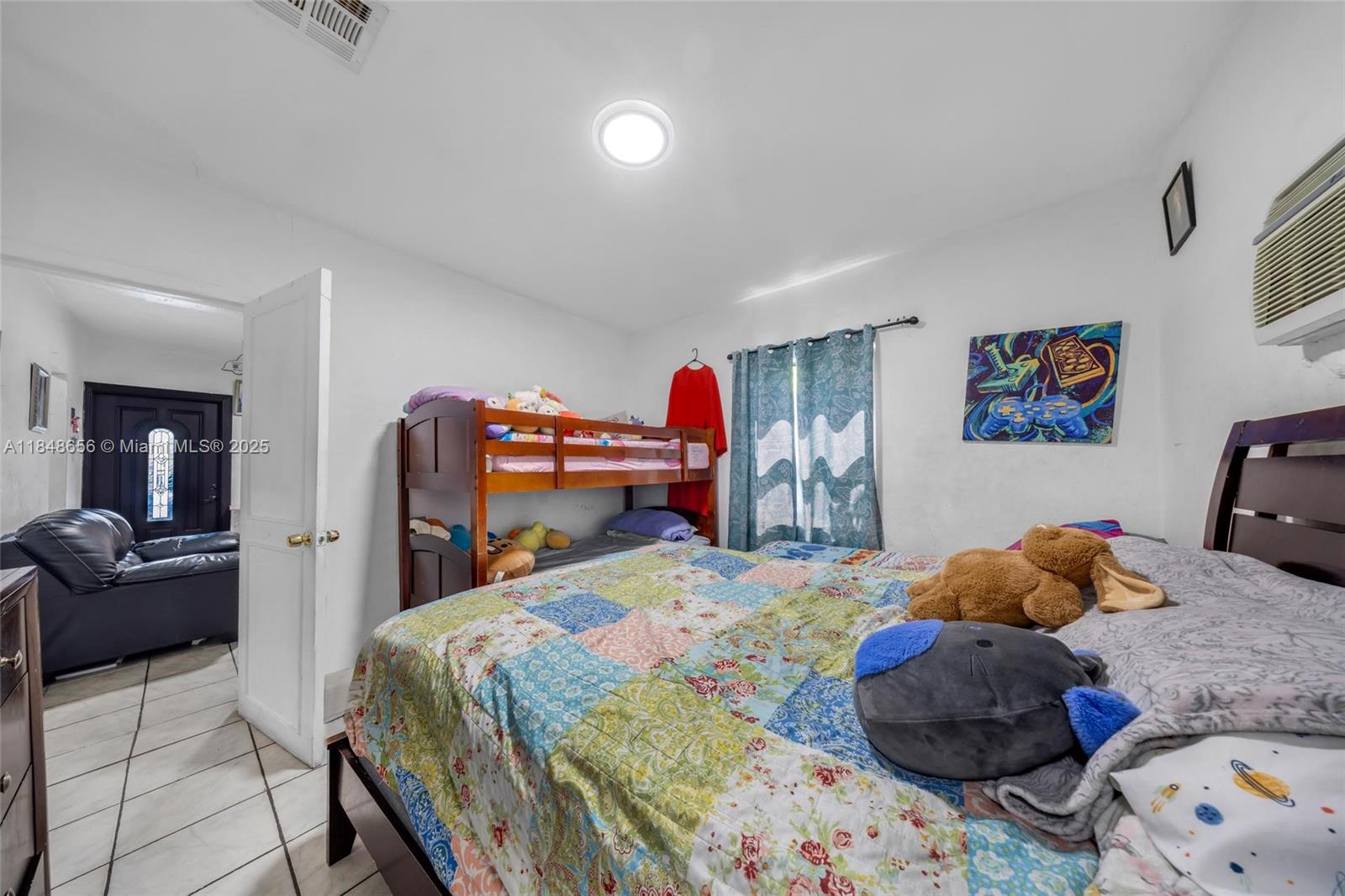 HELMS FIRST ADDN - Residential Income