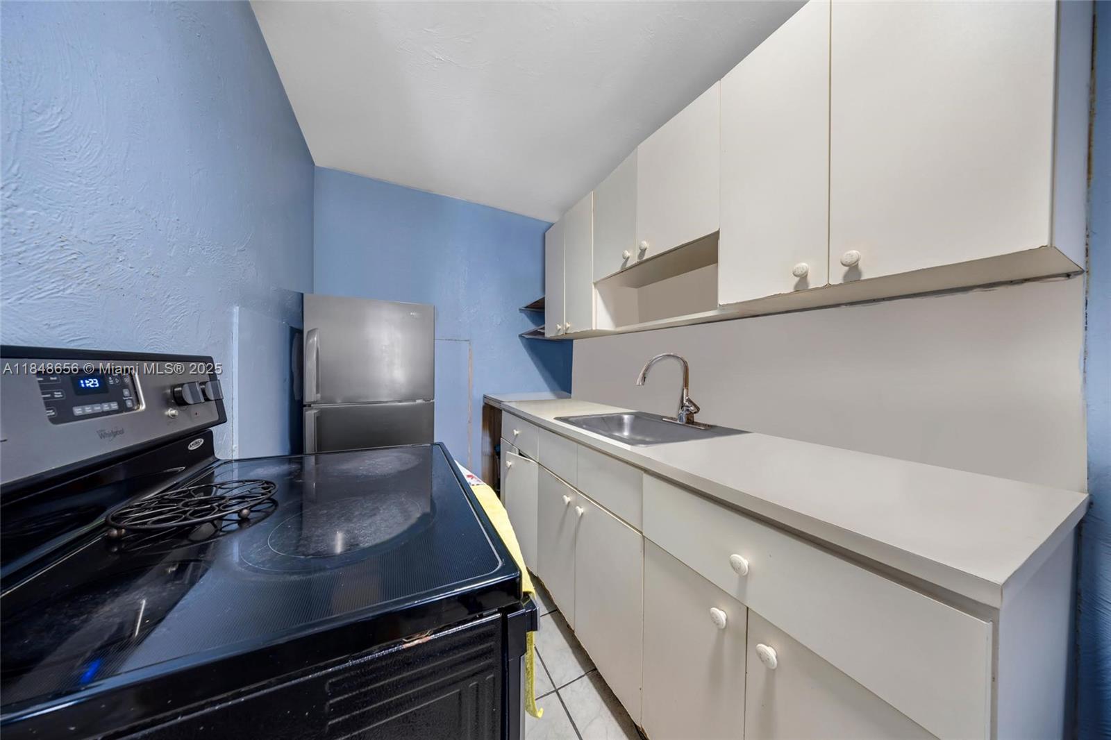 HELMS FIRST ADDN - Residential Income