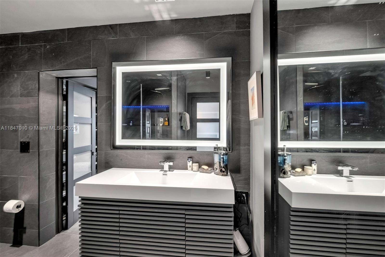 LLOYD ESTATES ADD RESUB - Residential