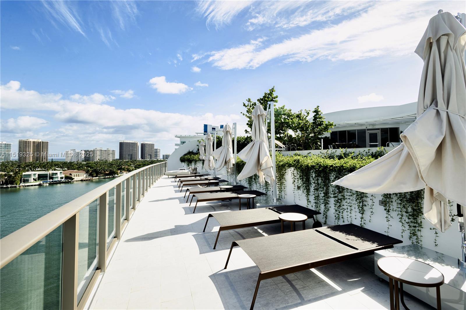 Onda Residences - Residential