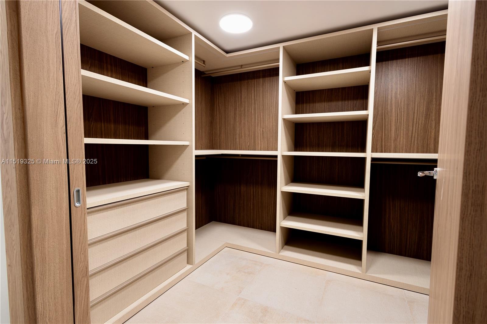 Onda Residences - Residential