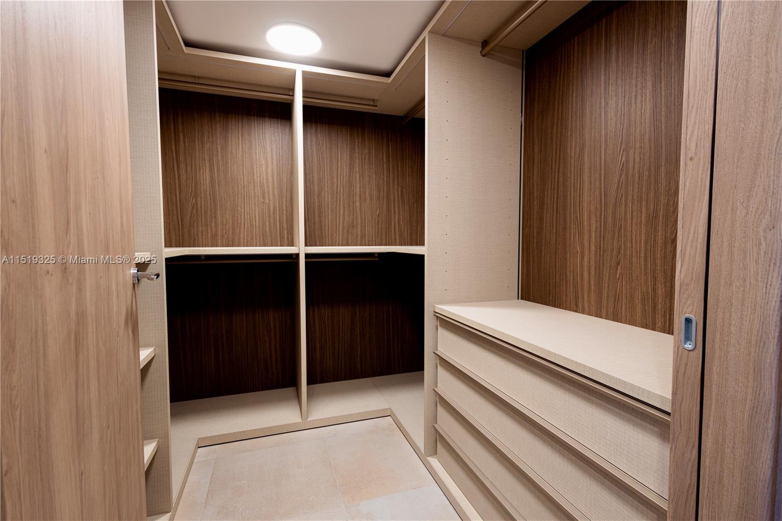 Onda Residences - Residential