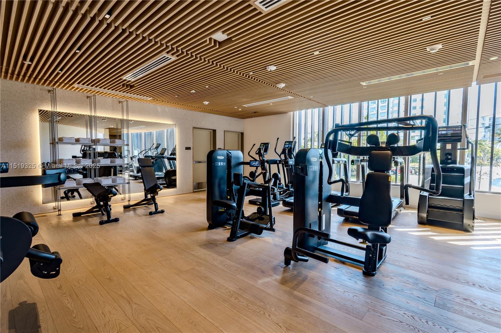 Onda Residences - Residential