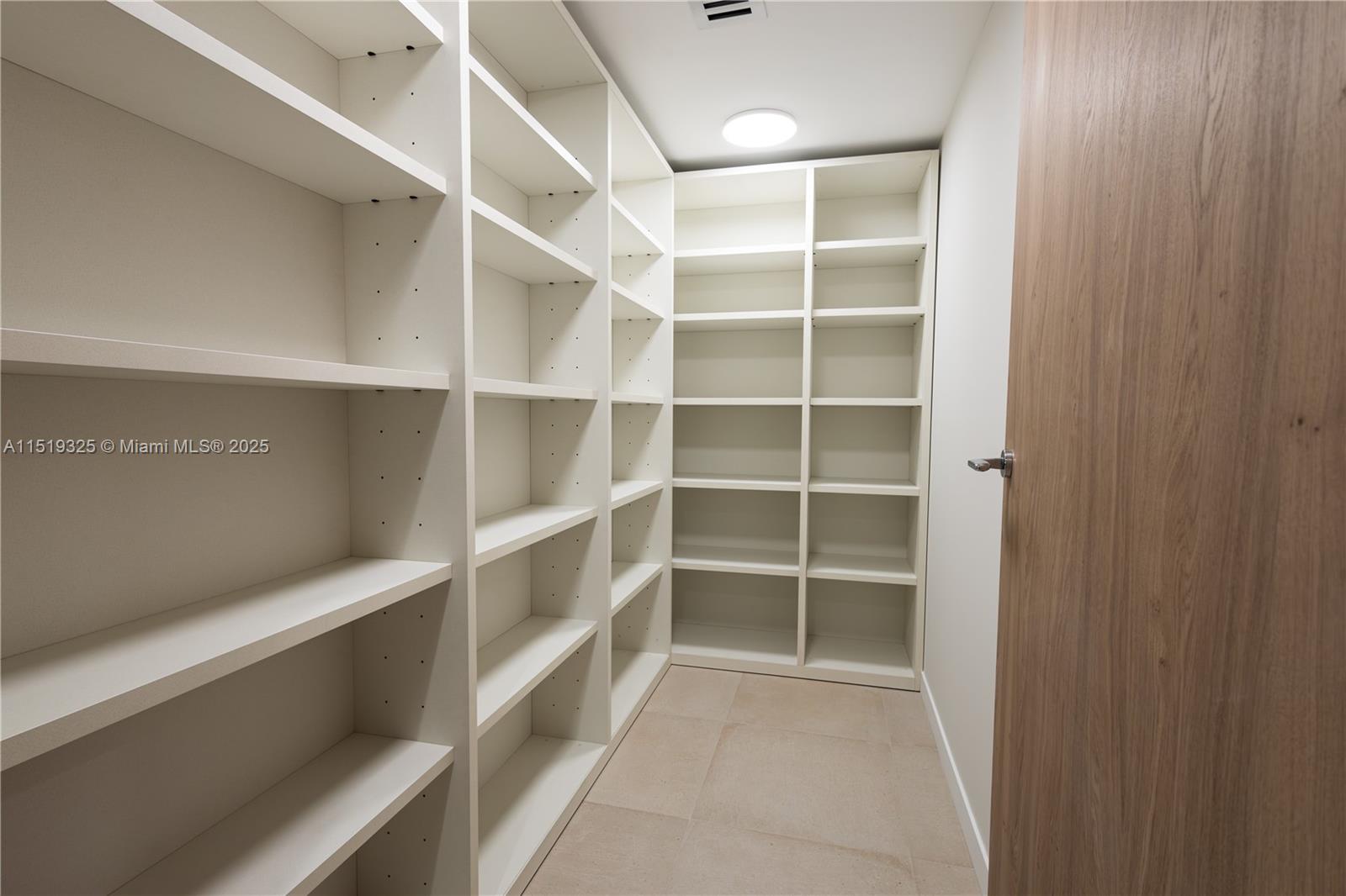 Onda Residences - Residential