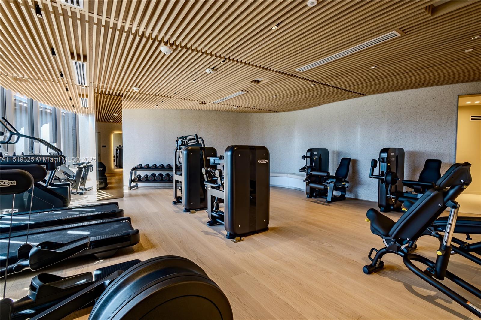 Onda Residences - Residential