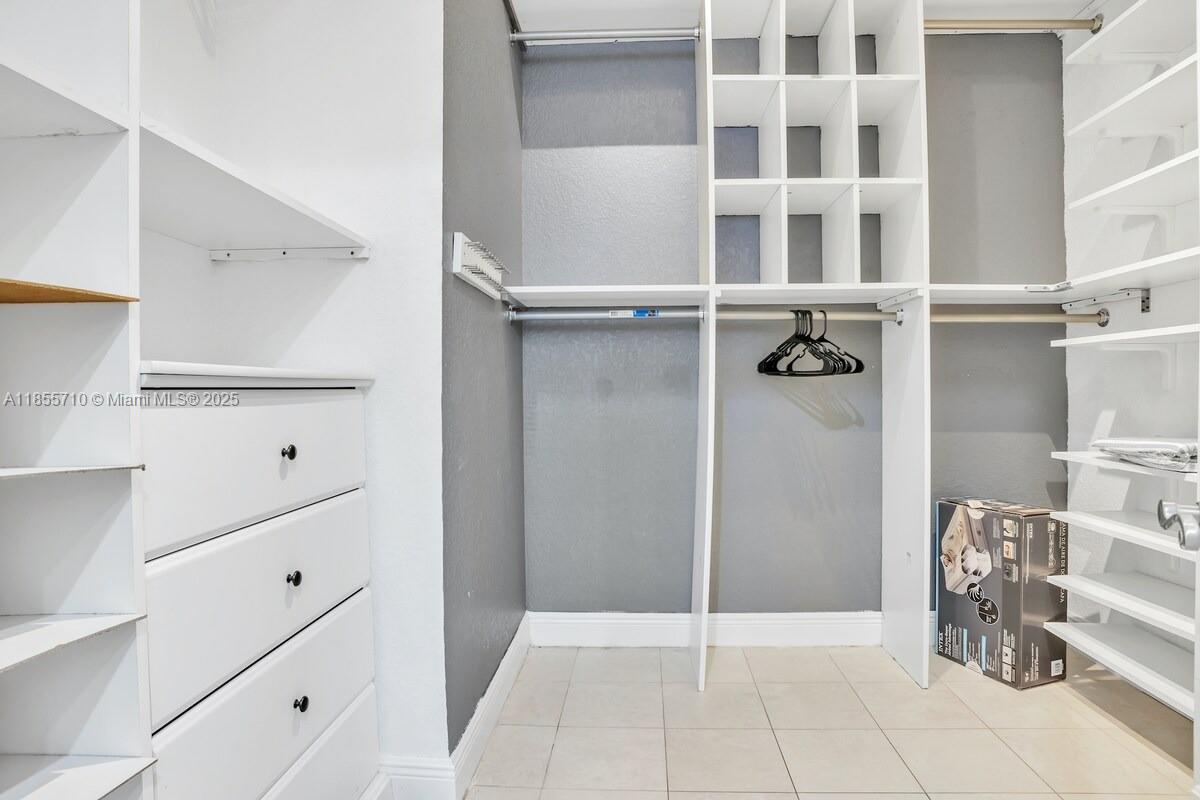 ORANGEBROOK GOLF ESTATES - Residential Lease