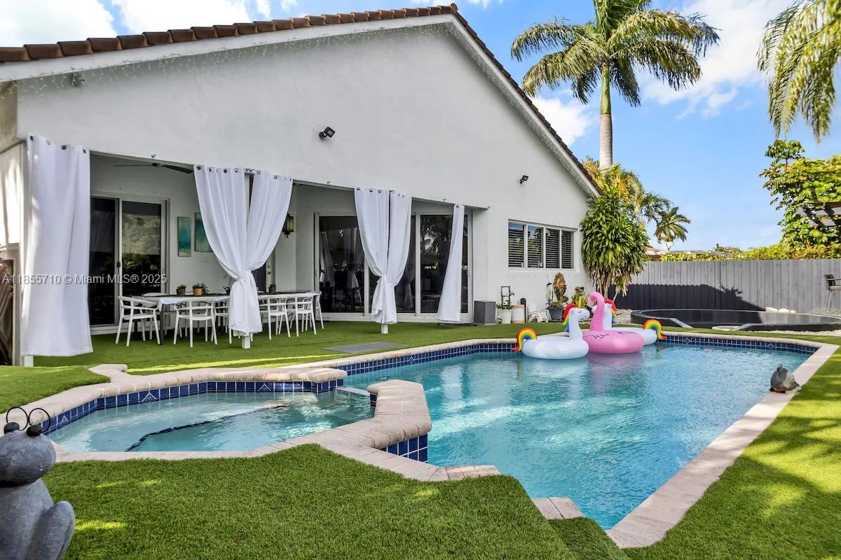 ORANGEBROOK GOLF ESTATES - Residential Lease