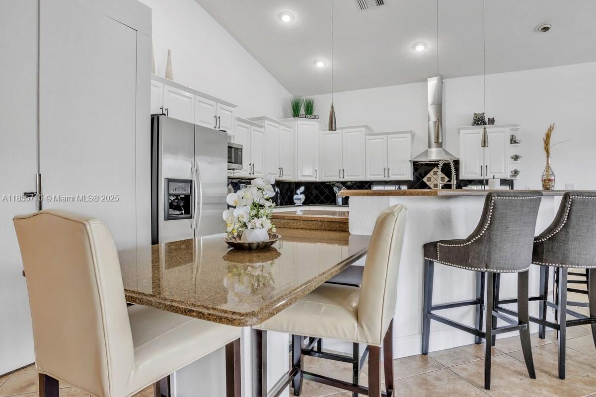 ORANGEBROOK GOLF ESTATES - Residential Lease