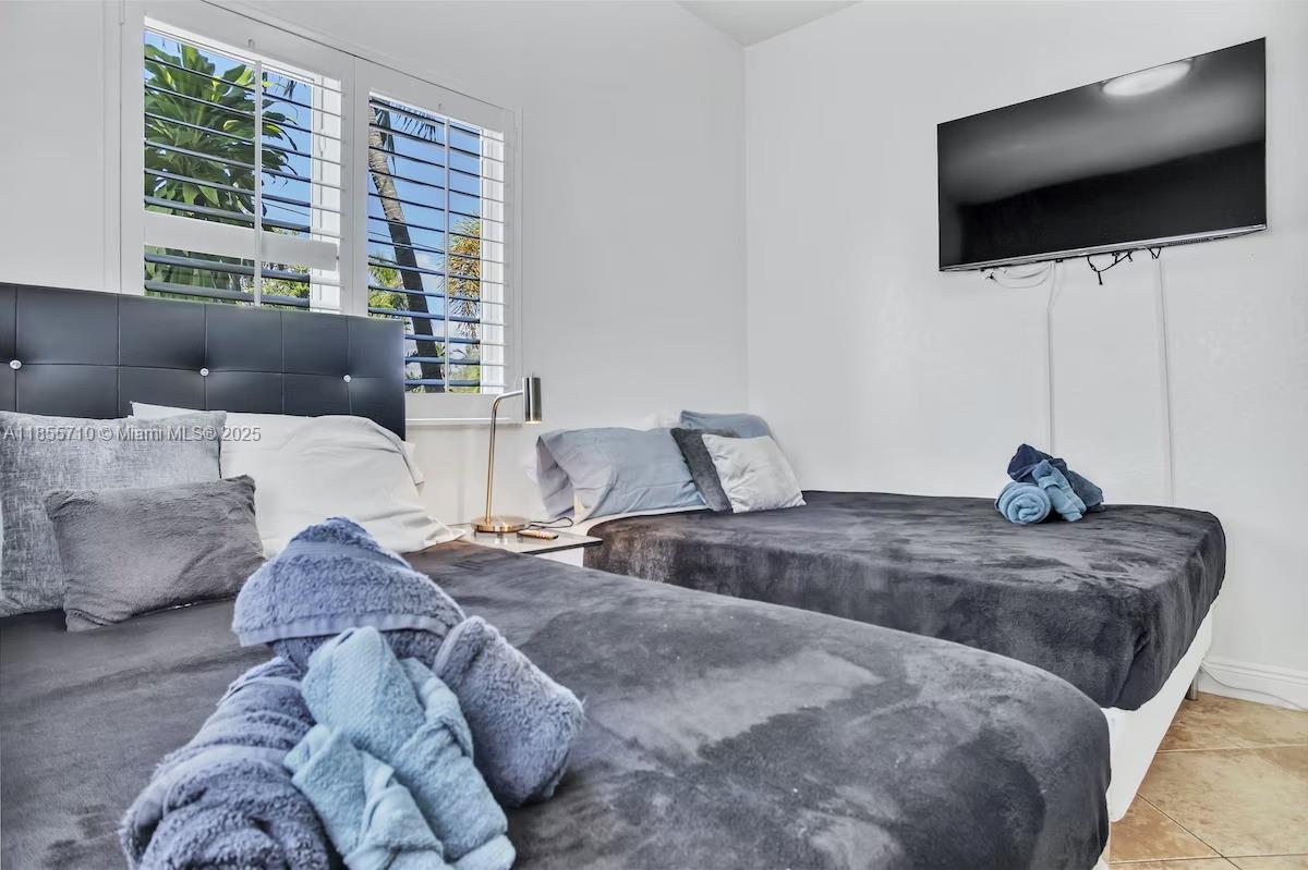 ORANGEBROOK GOLF ESTATES - Residential Lease