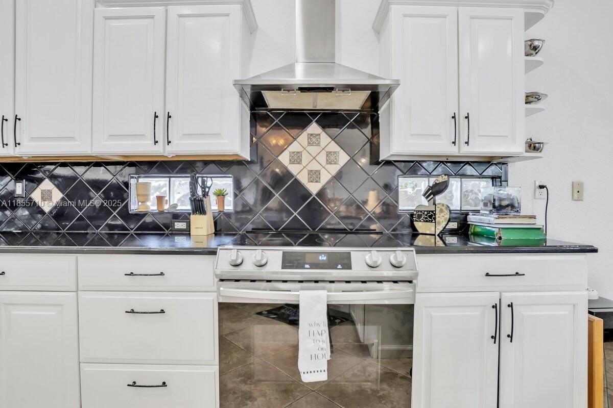 ORANGEBROOK GOLF ESTATES - Residential Lease