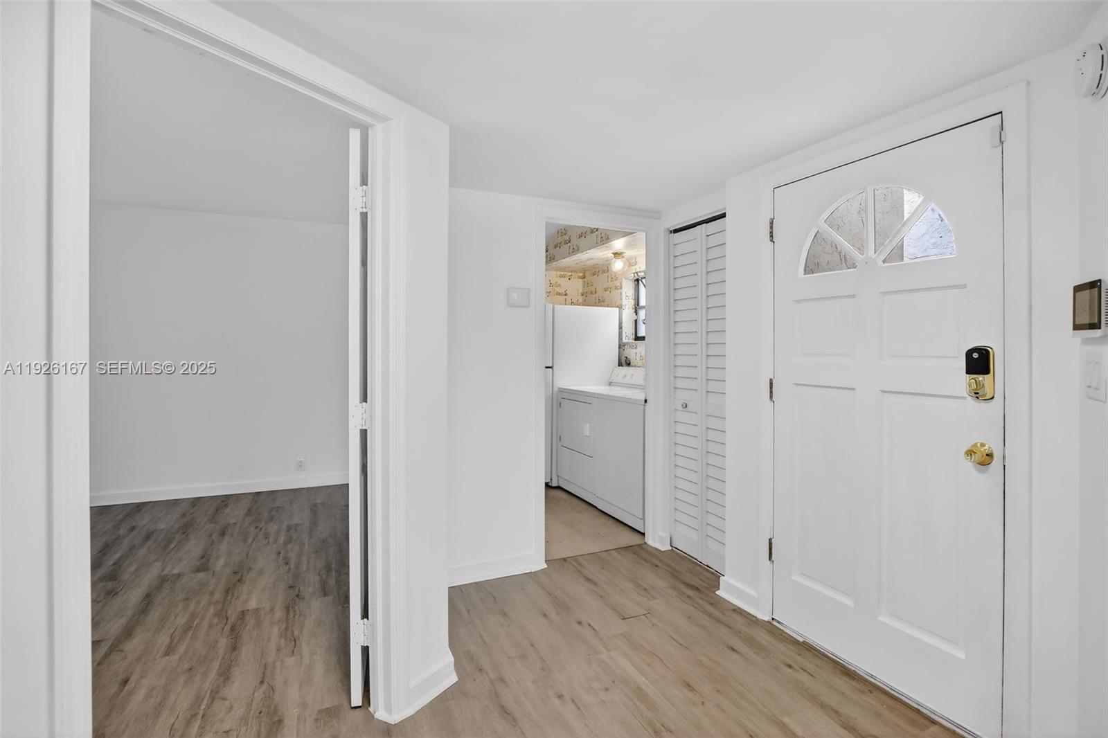 9703 N New River Canal Rd 103