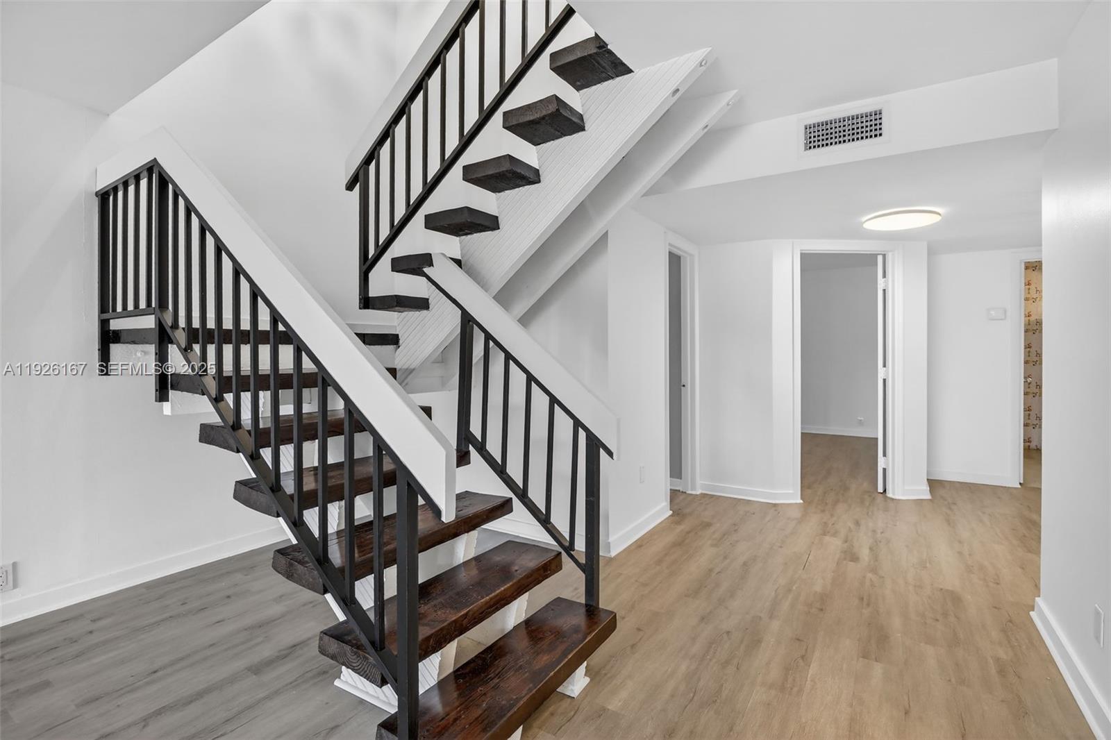 TRELLISES 1A CONDO - Residential