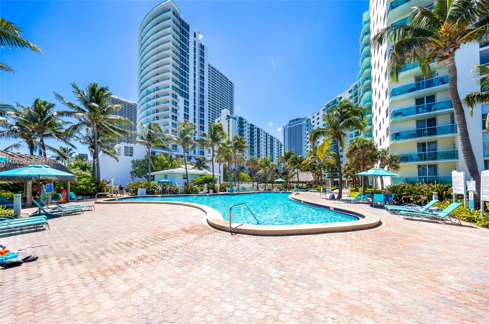 TIDES ON HOLLYWOOD BEACH - Residential