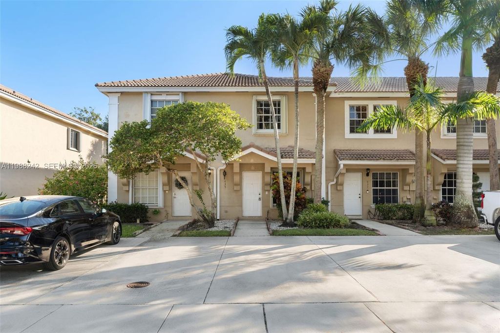 Photo of 435 SW 122nd Ter #0, Pembroke Pines, FL 33025 (MLS # A11988242)