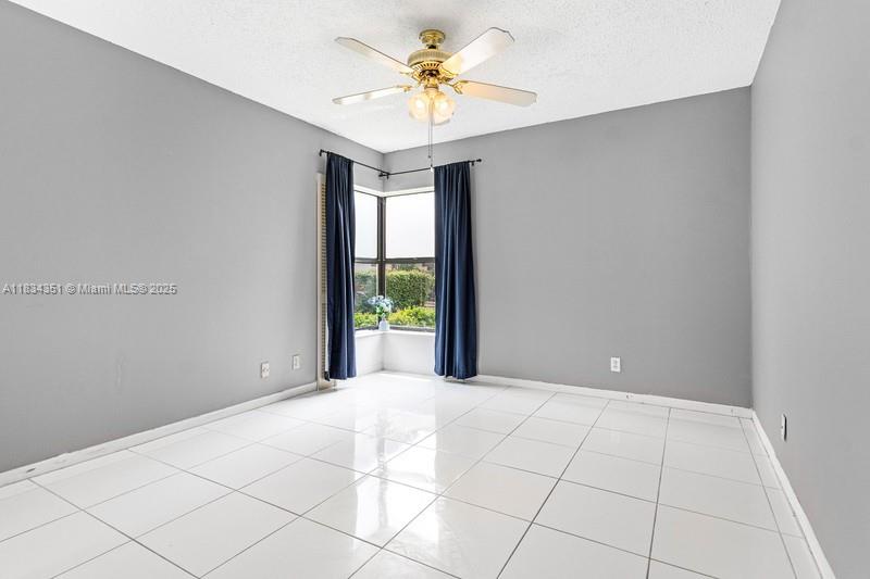 BOCA GLADES CONDO A THRU - Residential