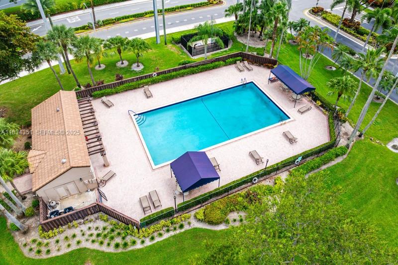 BOCA GLADES CONDO A THRU - Residential