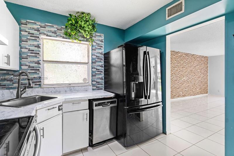 BOCA GLADES CONDO A THRU - Residential