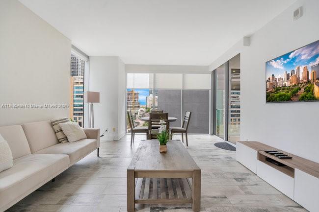 BRICKELLHOUSE CONDO - Residential