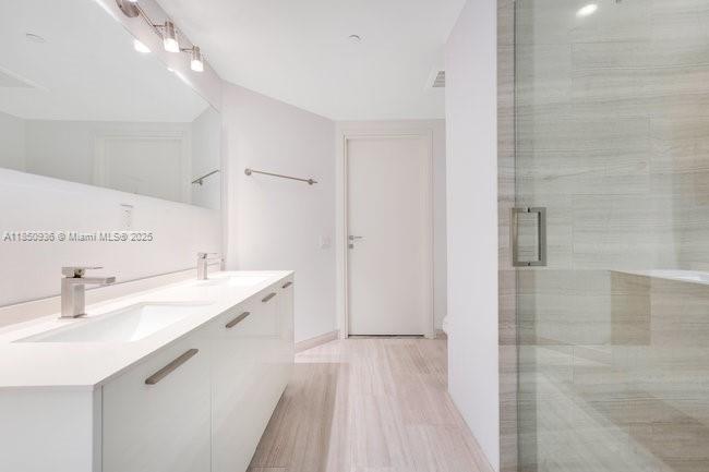 BRICKELLHOUSE CONDO - Residential