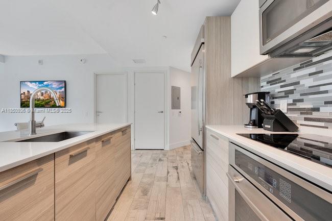 BRICKELLHOUSE CONDO - Residential